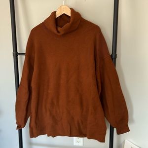 Free People oversized sweater, Rust color, size Large